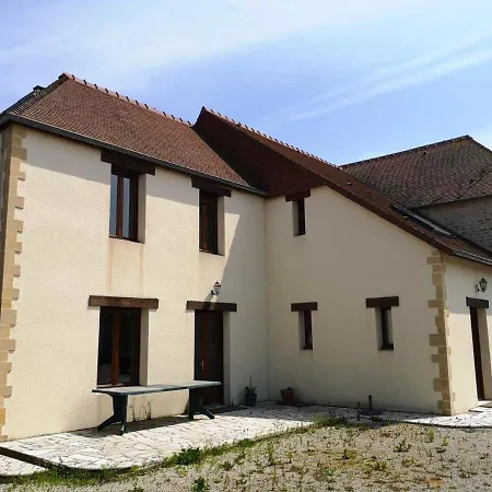 Maison De 4 Chambres Avec Piscine Privee Jardin Clos Et Wifi A Cricqueville En Bessin A 3 Km De La Plage