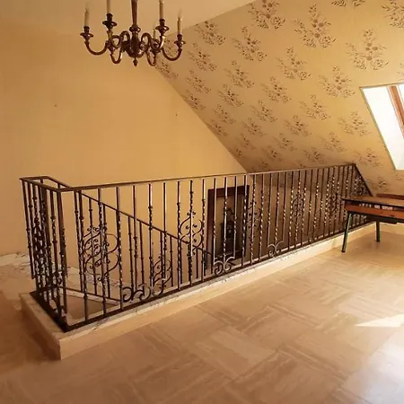 Дом отдыха Maison De 4 Chambres Avec Piscine Privee Jardin Clos Et Wifi A Cricqueville En Bessin A 3 Km De La Plage *