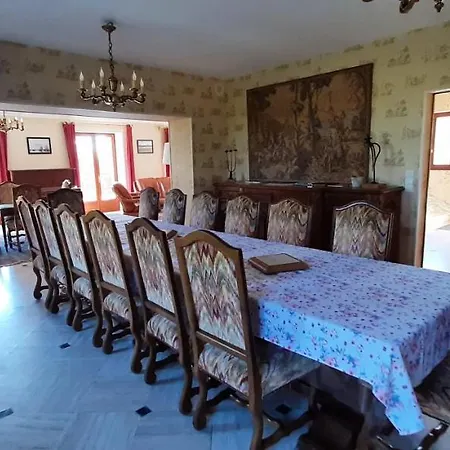 Maison De 4 Chambres Avec Piscine Privee Jardin Clos Et Wifi A Cricqueville En Bessin A 3 Km De La Plage Дом отдыха